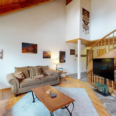 Lone Brook Hideaway Villa